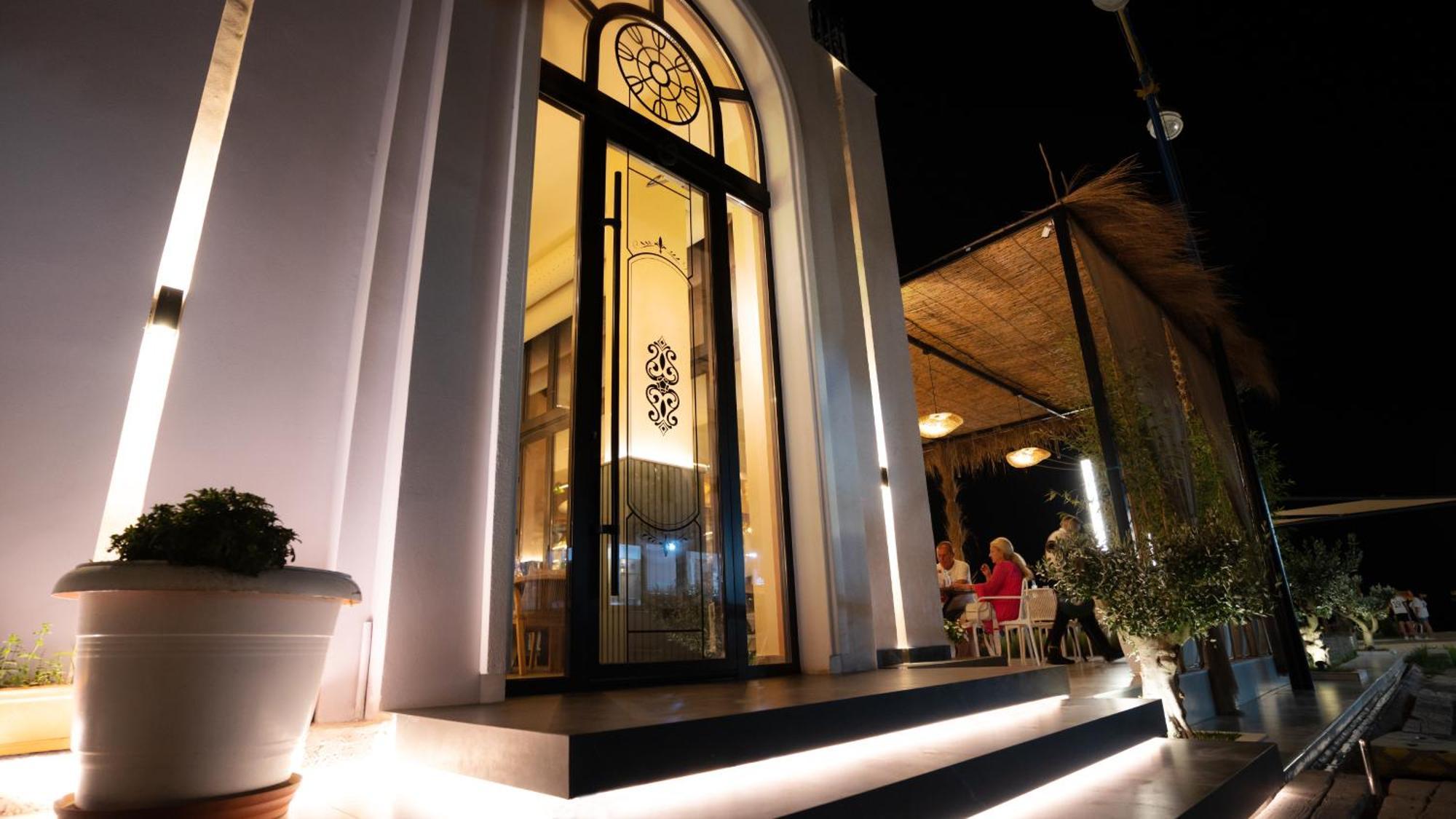 Hotel Saly Durrës Exteriér fotografie