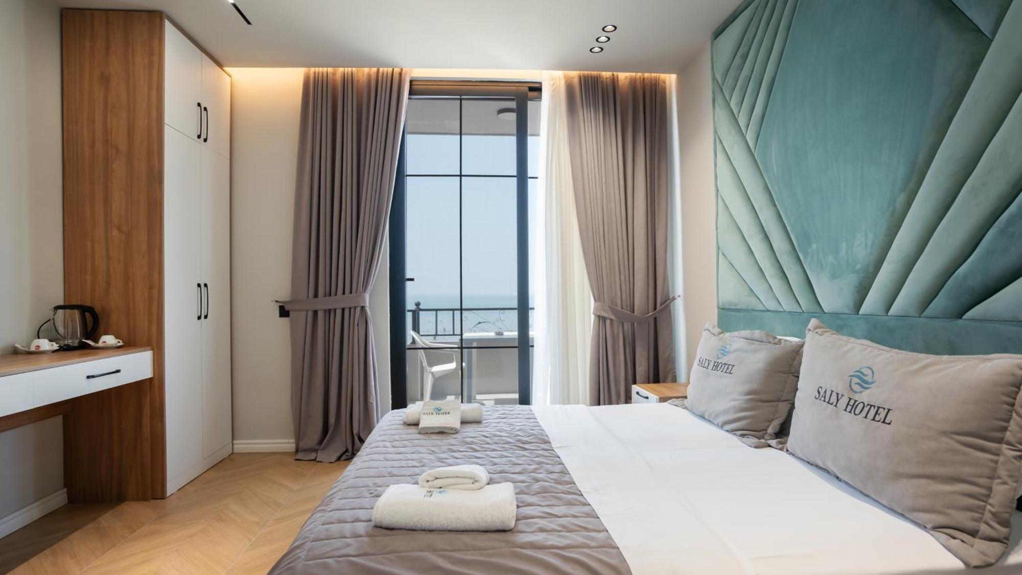 Hotel Saly Durrës Exteriér fotografie