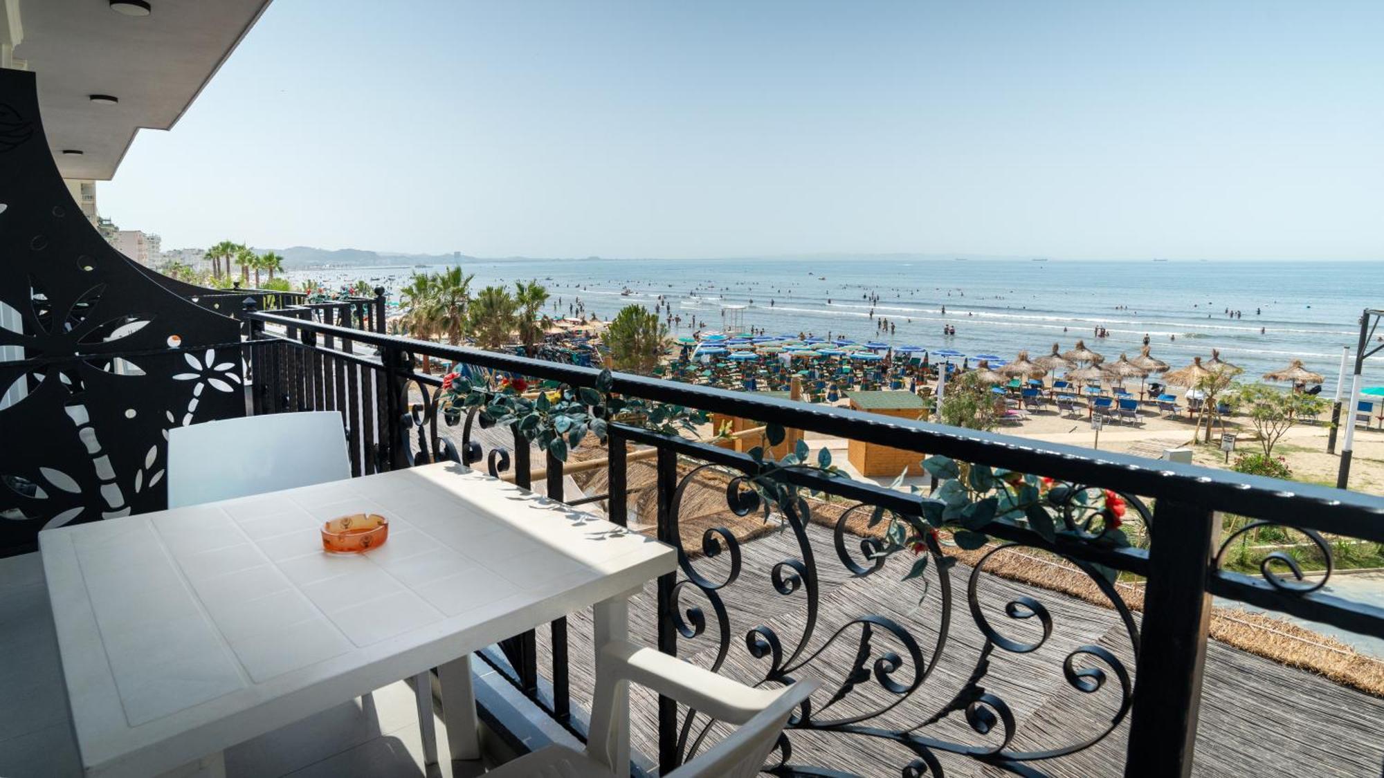 Hotel Saly Durrës Exteriér fotografie